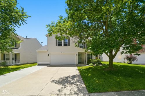 10167 Holly Berry Cir, Fishers, IN, 46038-7425 | Card Image