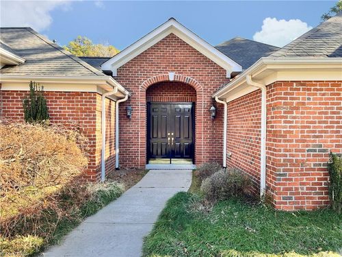 2650 Fox Ridge Rd, Asheboro, NC, 27205-8911 | Card Image