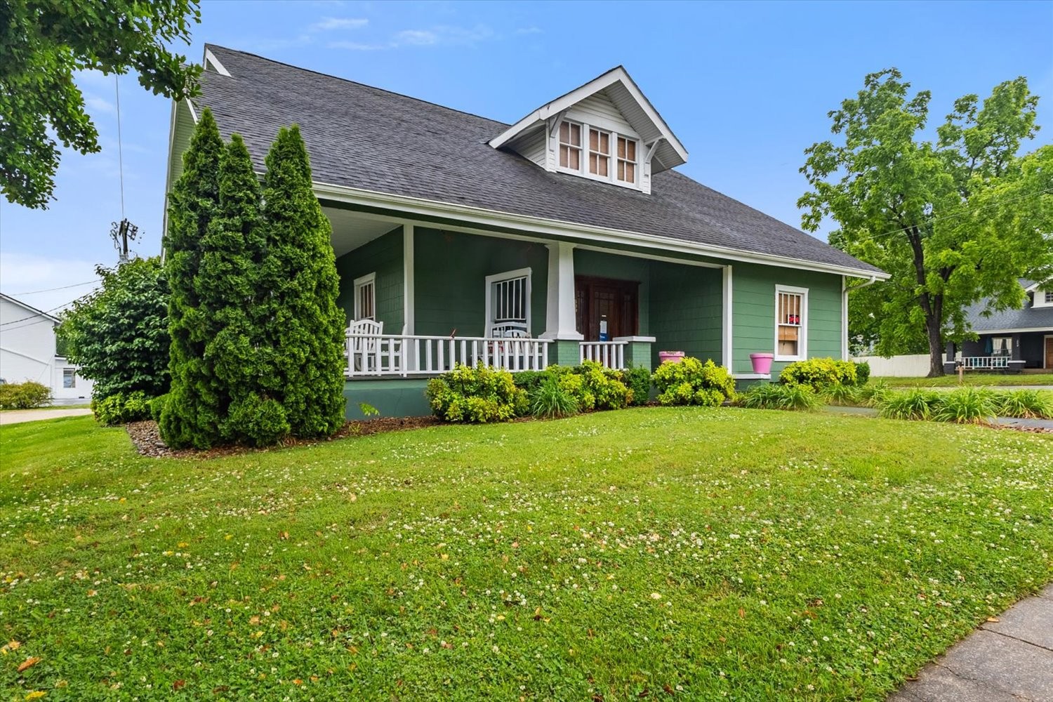 Commercial Sale in Winchester 2