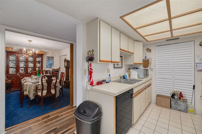 APT-505 - 11800 Park Blvd, Condo with 3 bedrooms, 2 bathrooms and null parking in Seminole FL | Image 13