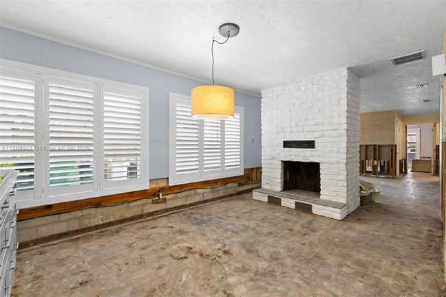 163 Barbados Ave, House other with 4 bedrooms, 2 bathrooms and null parking in Tampa FL | Image 4