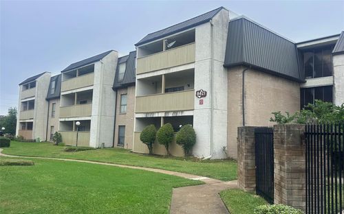 1-8421 Hearth Drive, Houston, TX, 77054 | Card Image