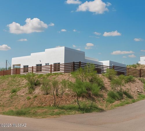 1886 Via Francia, Rio Rico, AZ, 85648-6601 | Card Image