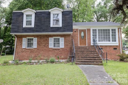 2545 Cedarwild Rd, Charlotte, NC, 28212-6433 | Card Image