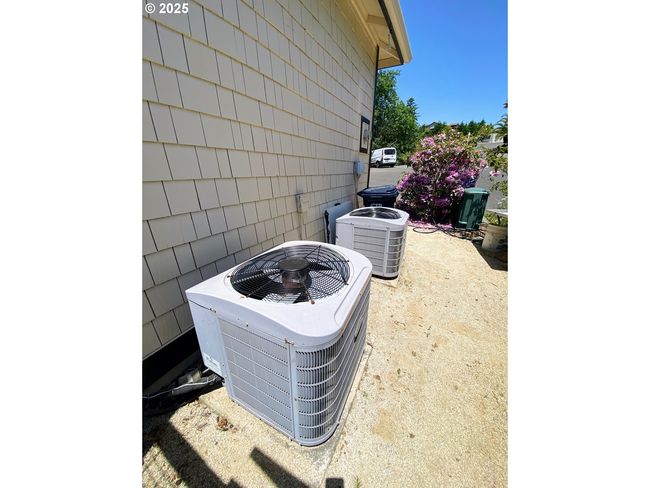 97661 Marina Heights Loop, House other with 3 bedrooms, 3 bathrooms and 2 parking in Brookings OR | Image 46