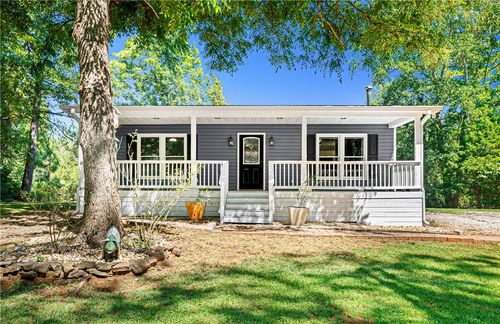 415 Lillians Dr, Salem, SC, 29676-3711 | Card Image