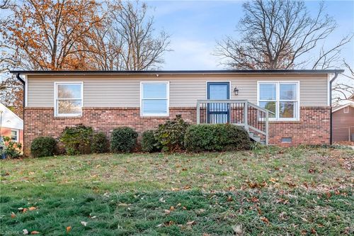 1706 E Cone Blvd, Greensboro, NC, 27405-4645 | Card Image