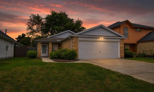13642 Paxton Dr, Houston, TX, 77014-2819 | Card Image