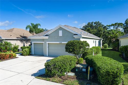 12511 Halfmoon Lake Ter, BRADENTON, FL, 34211-8209 | Card Image
