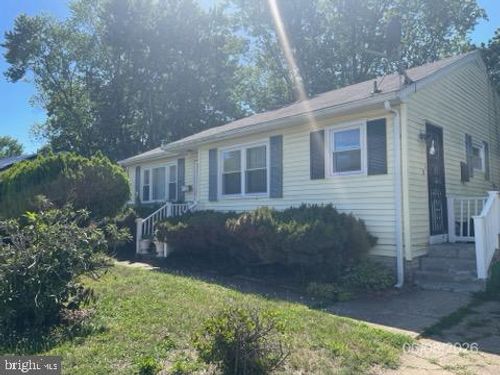 3 Dogwood Dr, DOVER, DE, 19904-6015 | Card Image