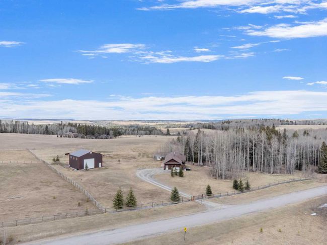 29508 Range Road 52 # 12, Home with 4 bedrooms, 3 bathrooms and 8 parking in Rural Mountain View County AB | Image 37