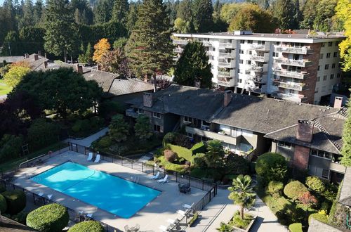 1218-235 Keith Rd, West Vancouver, BC, V7T1L5 | Card Image