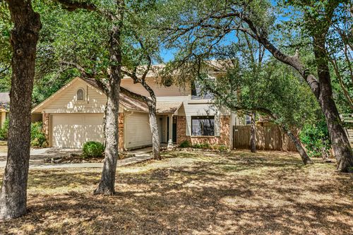 7010 Riverton Dr, Austin, TX, 78729-7833 | Card Image