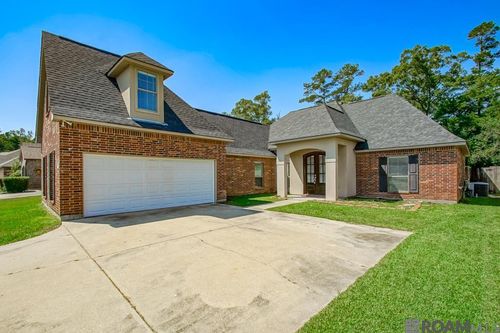26267 Avoyelles Ave, Denham Springs, LA, 70726-6955 | Card Image