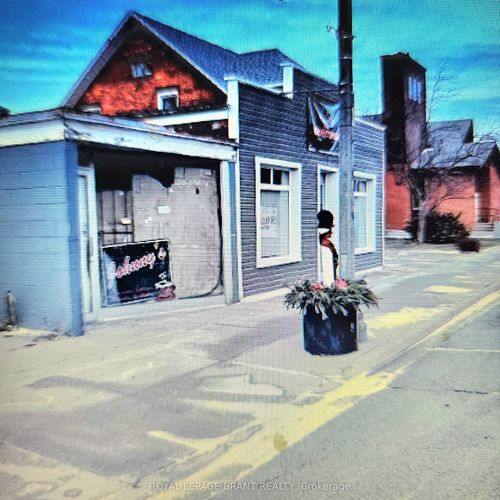 {{alt}} | Card Image