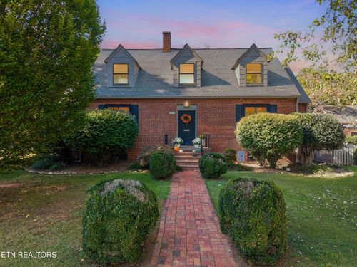 1113 Melvin Ave, Maryville, TN, 37803-5730 | Card Image