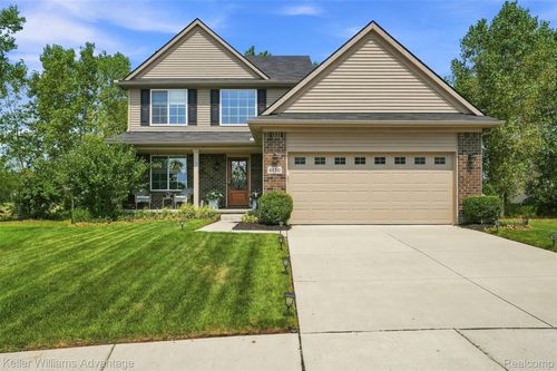 6130 Inverness Dr, Romulus, MI, 48174-6425 | Card Image
