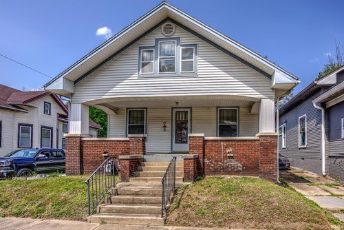 900 E Blackford Ave, Evansville, IN, 47713-2273 | Card Image
