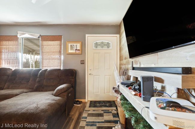 9975 Tuscola Rd, House other with 3 bedrooms, 1 bathrooms and null parking in Clio MI | Image 5