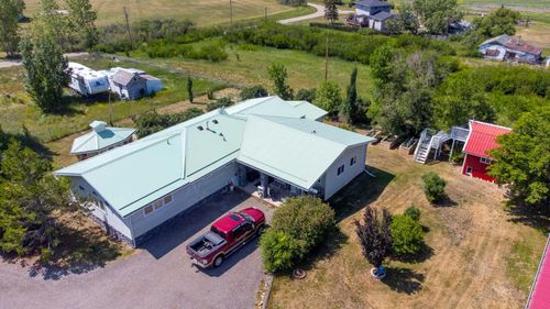 220048 Highway 842, Cluny, AB, T0J0S0 | Card Image