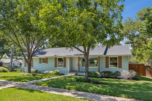 11007 Paddock Circle, Dallas, TX, 75238 | Card Image