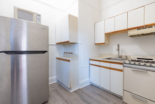 APT-110 - 8 Garrison St, Condo with 0 bedrooms, 1 bathrooms and null parking in Boston MA | Image 5