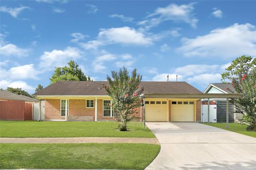 10318 Kittrell St, Houston, TX, 77034-2811 | Card Image