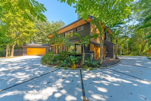 6525 Sw 133rd Dr, Pinecrest, FL, 33156-7065 | Card Image