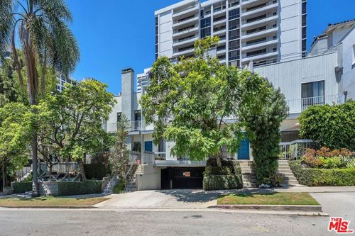 3-1220 Manning Avenue, Los Angeles, CA, 90024 | Card Image