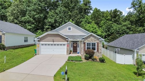 3916 Clipper Ln, Hopewell, VA, 23860-1695 | Card Image