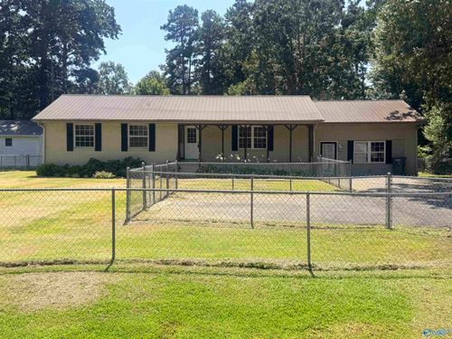 1008 Northwood Dr, Centre, AL, 35960-2619 | Card Image