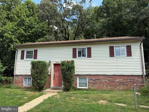 6500 Hillwood Dr, RIVERDALE, MD, 20737-3031 | Card Image