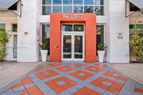 1909-133 Ne 2nd Ave, Miami, FL, 33132-2904 | Card Image