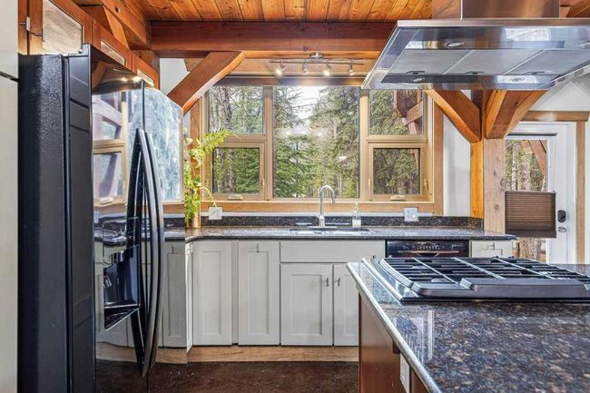 1275 Railway Avenue, Home with 6 bedrooms, 3 bathrooms and 4 parking in Canmore AB | Image 21