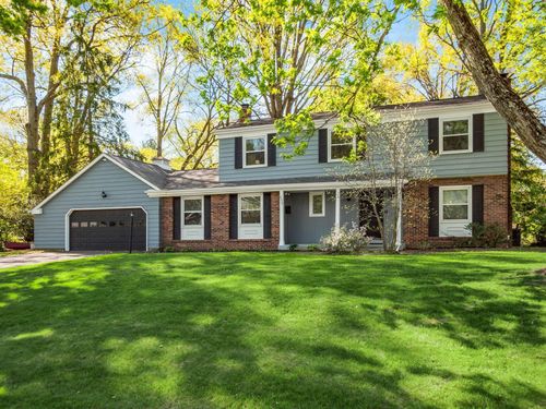 5657 Flintlock Ln, Columbus, OH, 43213-2626 | Card Image
