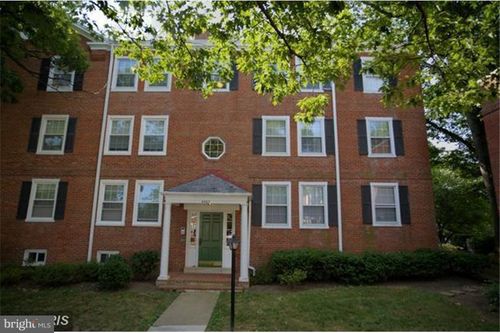apt-b2-4862 28th St S, ARLINGTON, VA, 22206-1368 | Card Image