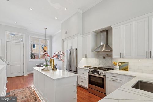 1140 Mount Vernon St, PHILADELPHIA, PA, 19123-2506 | Card Image