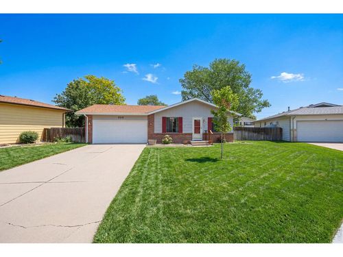 326 44th Ave, Greeley, CO, 80634-1011 | Card Image