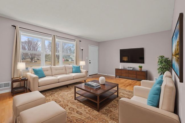 3-web-or-mls-BG7A4198 virtually staged.jpg | Image 4