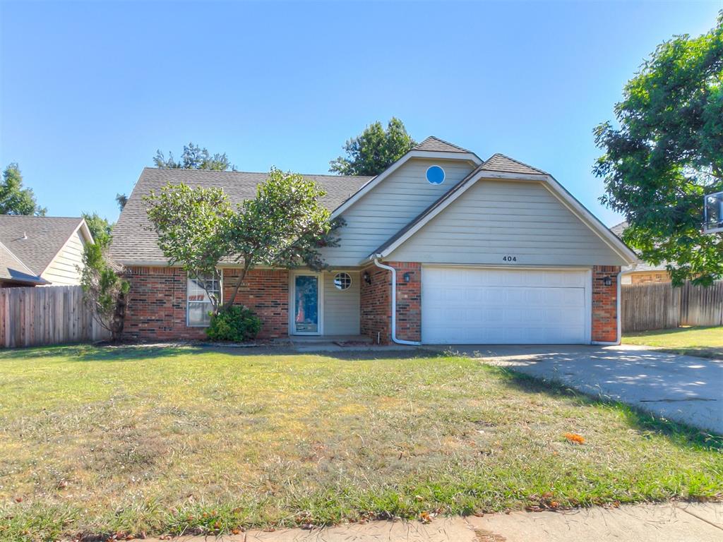Albany Dr, Edmond, OK 73003