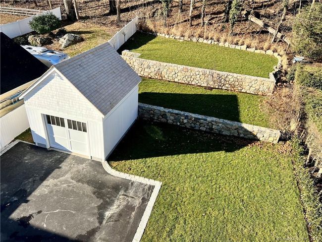 26 Sinawoy Rd, House other with 4 bedrooms, 5 bathrooms and 3 parking in Cos Cob CT | Image 33