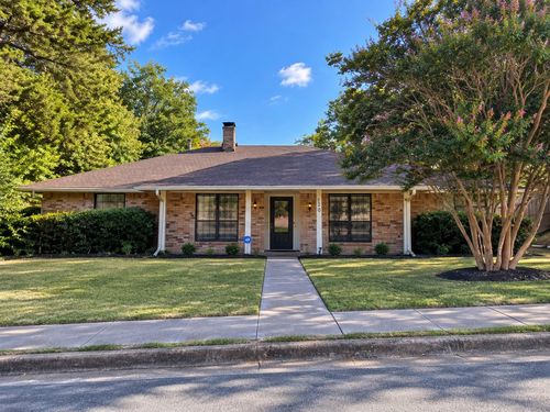 520 Sumac Pl, DeSoto, TX, 75115-3829 | Card Image
