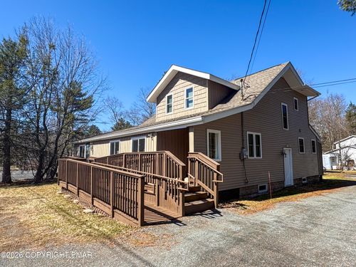 373 Route 940, Blakeslee, PA, 18610-7955 | Card Image
