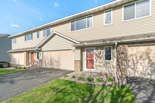 4052 Blakewood Dr, Shakopee, MN, 55379-5824 | Card Image