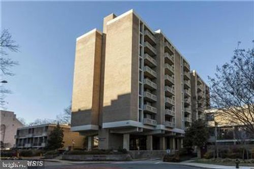 s301-429 N St Sw, WASHINGTON, DC, 20024-3703 | Card Image