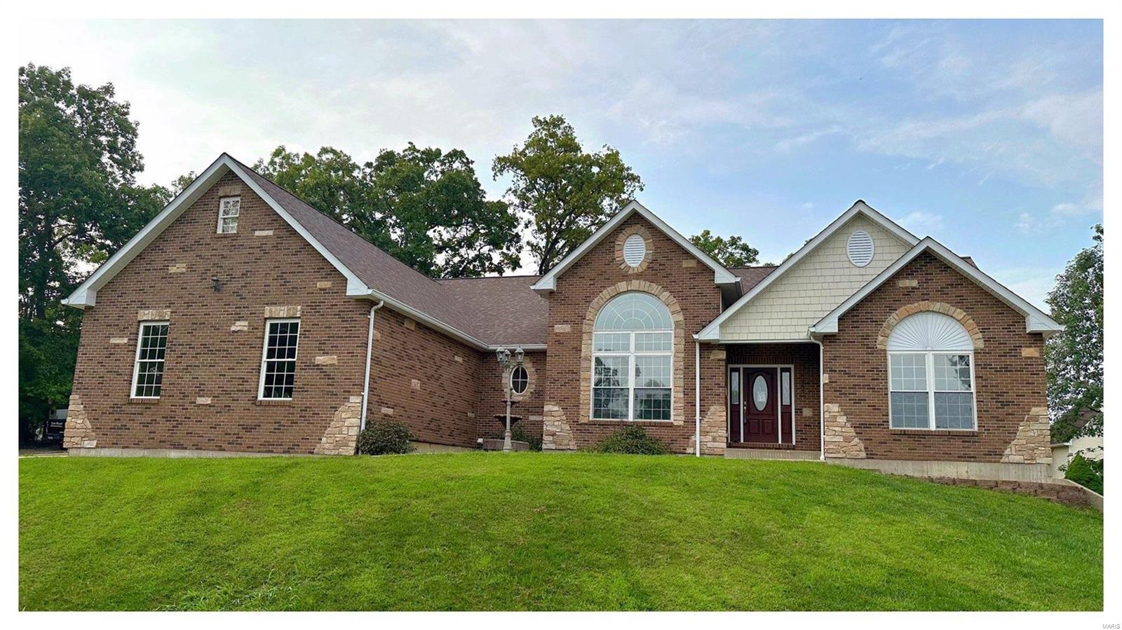 Whippoorwill Dr, Hillsboro, MO 63050