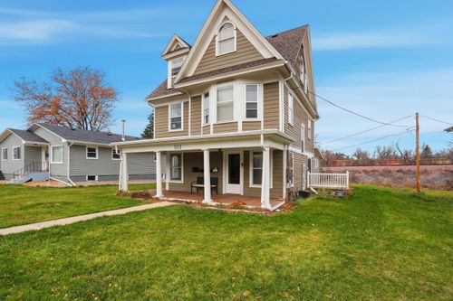 1113 Kingsbury St, Belle Fourche, SD, 57717-1942 | Card Image