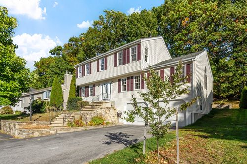 25 Corinth Dr, Worcester, MA, 01606-2520 | Card Image