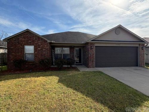 13101 Bell Flower Dr, North Little Rock, AR, 72117-8004 | Card Image