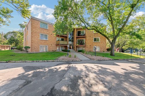 305-9143 Highway 55, Golden Valley, MN, 55427-4737 | Card Image